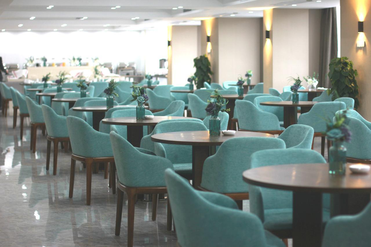 Manhatton Hotel Guilin North Railway Station Екстериор снимка