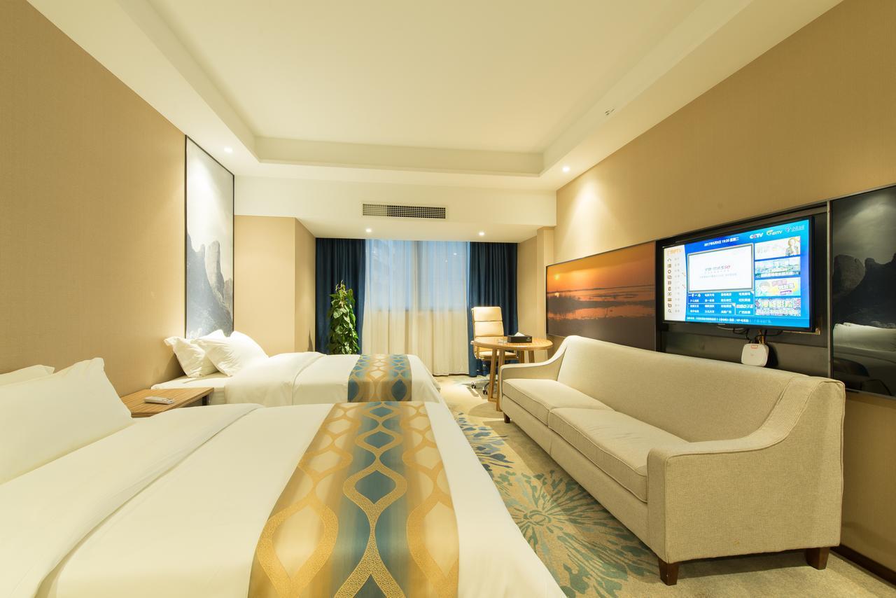 Manhatton Hotel Guilin North Railway Station Екстериор снимка