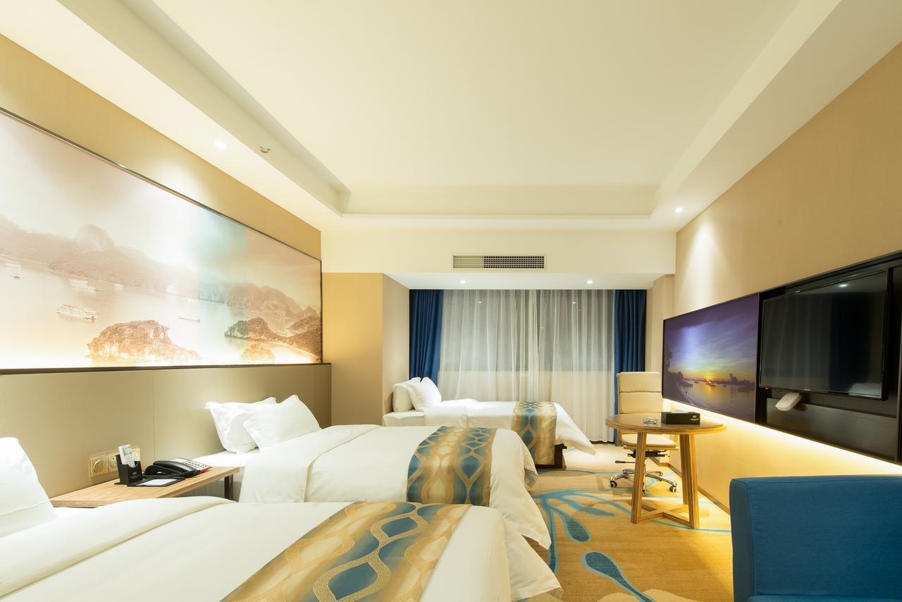 Manhatton Hotel Guilin North Railway Station Екстериор снимка